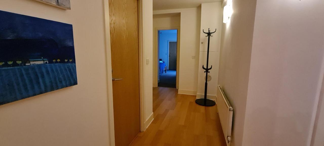 Pass The Keys Spacious 3Beds Flat Near City Centre - Free Parking エディンバラ エクステリア 写真